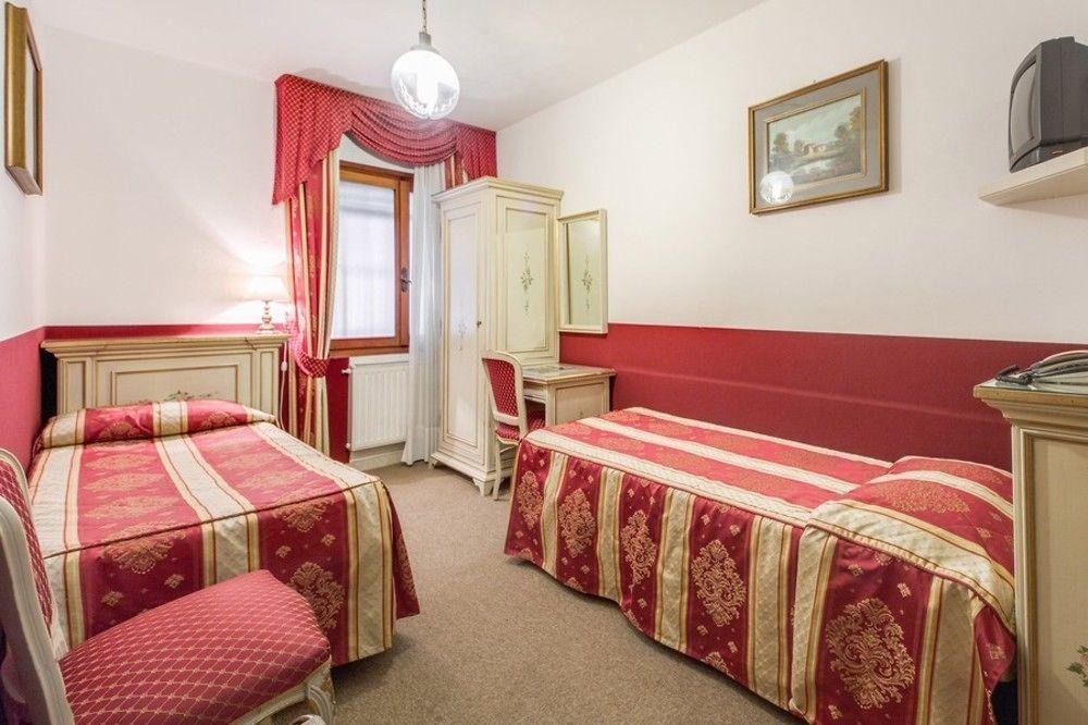 Albergo Basilea Венеция Экстерьер фото